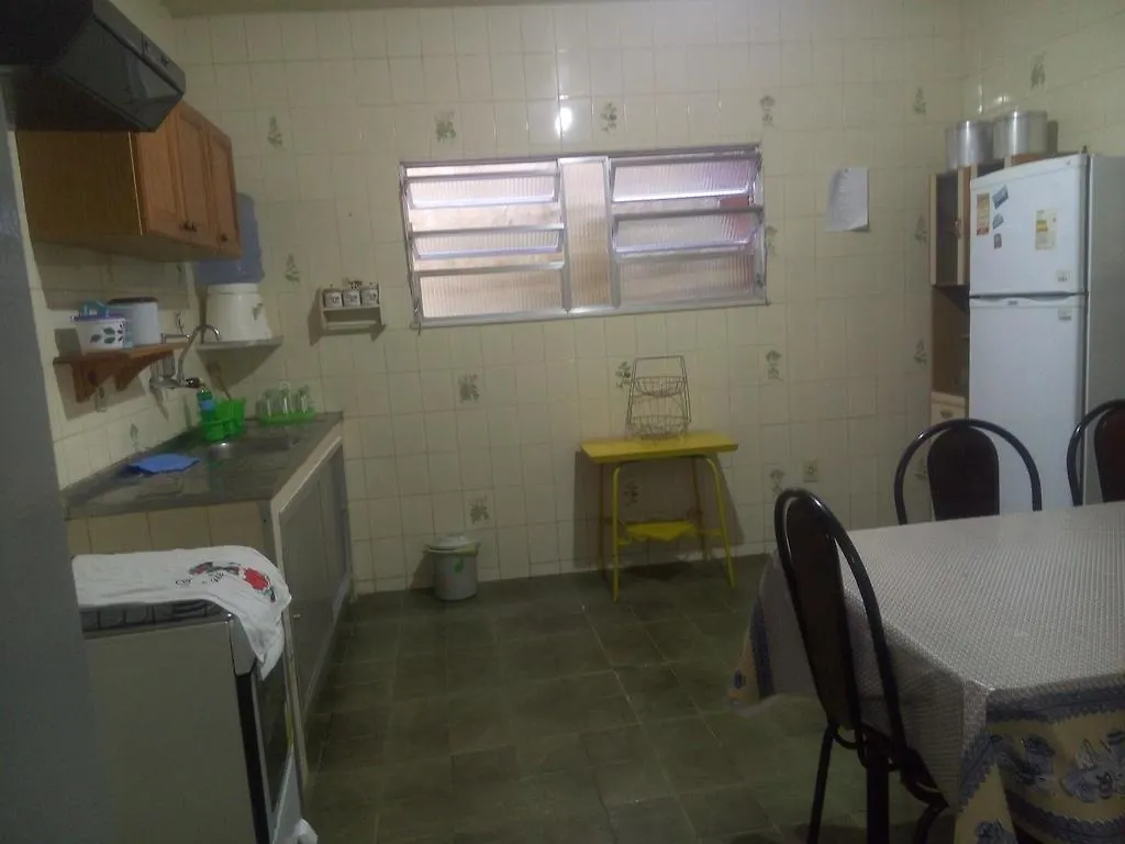 Suites Praia contacts